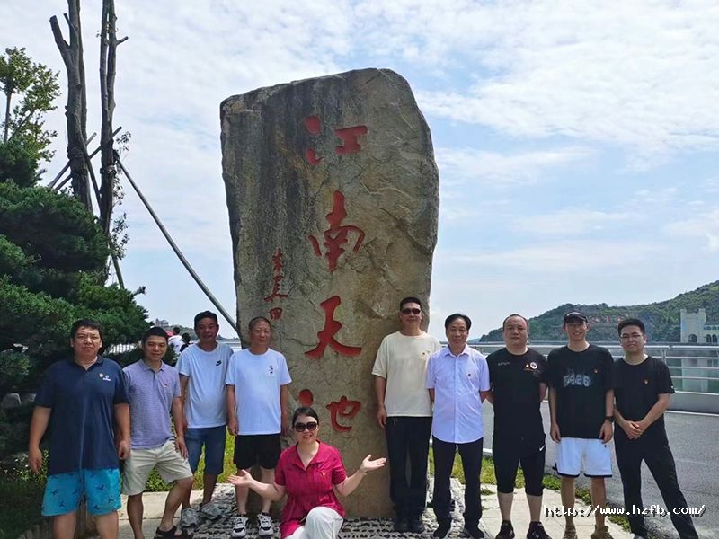 1688468543371743pqfI.jpg b1b5f659af65ef8592c7073f31e599f.jpg